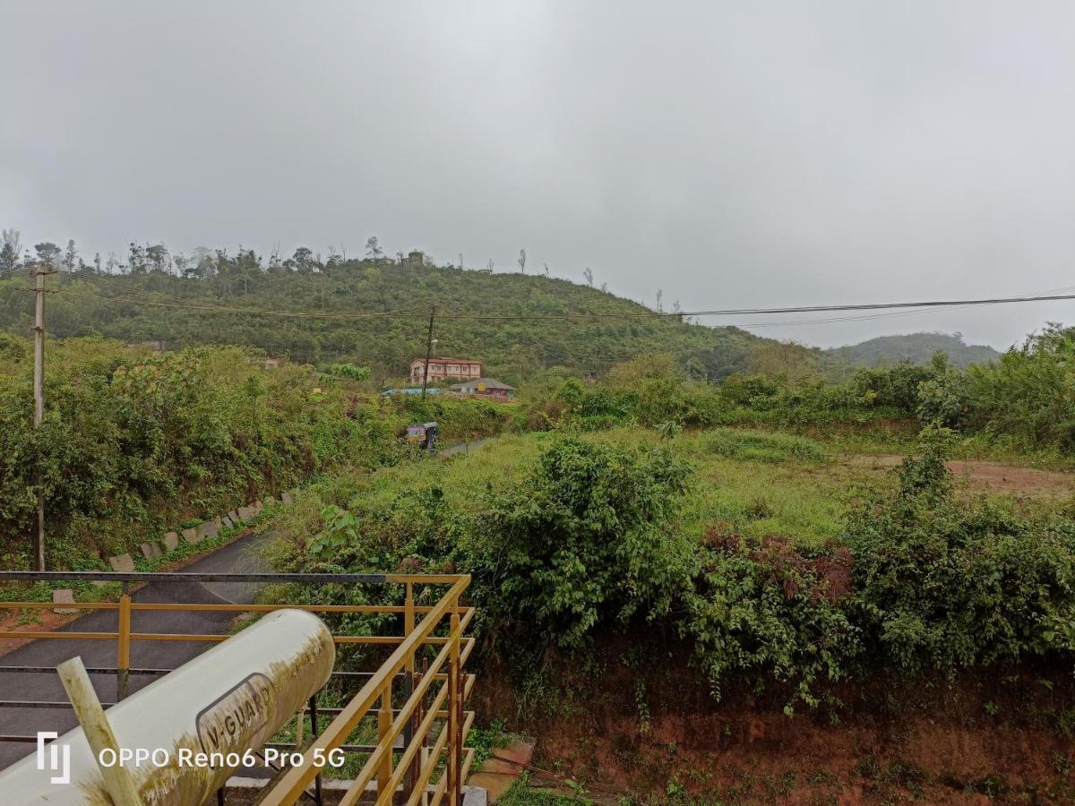 Coorg Girinivas Homestay 102 มาดิเครี ภายนอก รูปภาพ